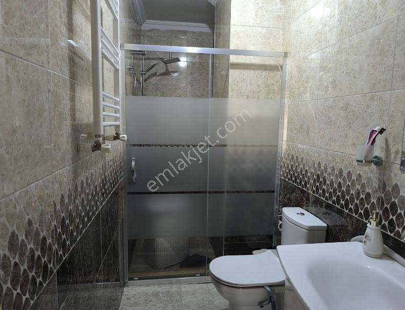 Cb-mark'tan Derince Merkez 3 Katlı 3 Daire Satılık Mustakil Bina — fotoğraf 12