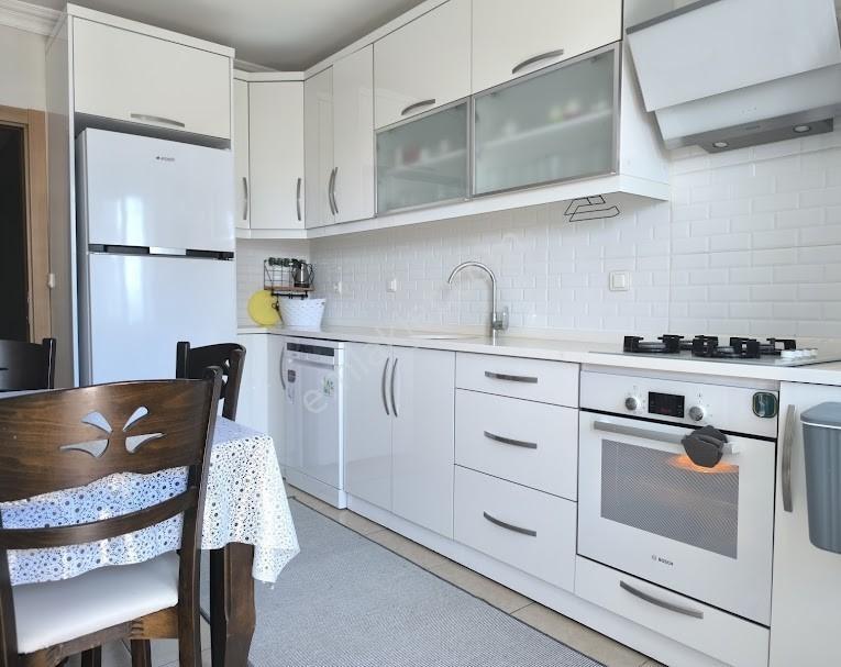 Cb-mark'tan Derince Merkez 3 Katlı 3 Daire Satılık Mustakil Bina — fotoğraf 31