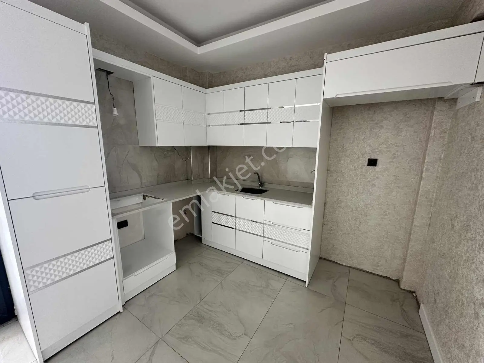 Kareden Sacırda Panoramik Şehir Mazaralı Sıfır 2+1 Daireler — fotoğraf 9