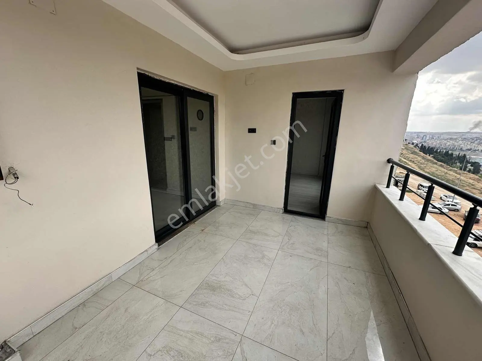 Kareden Sacırda Panoramik Şehir Mazaralı Sıfır 2+1 Daireler — fotoğraf 17