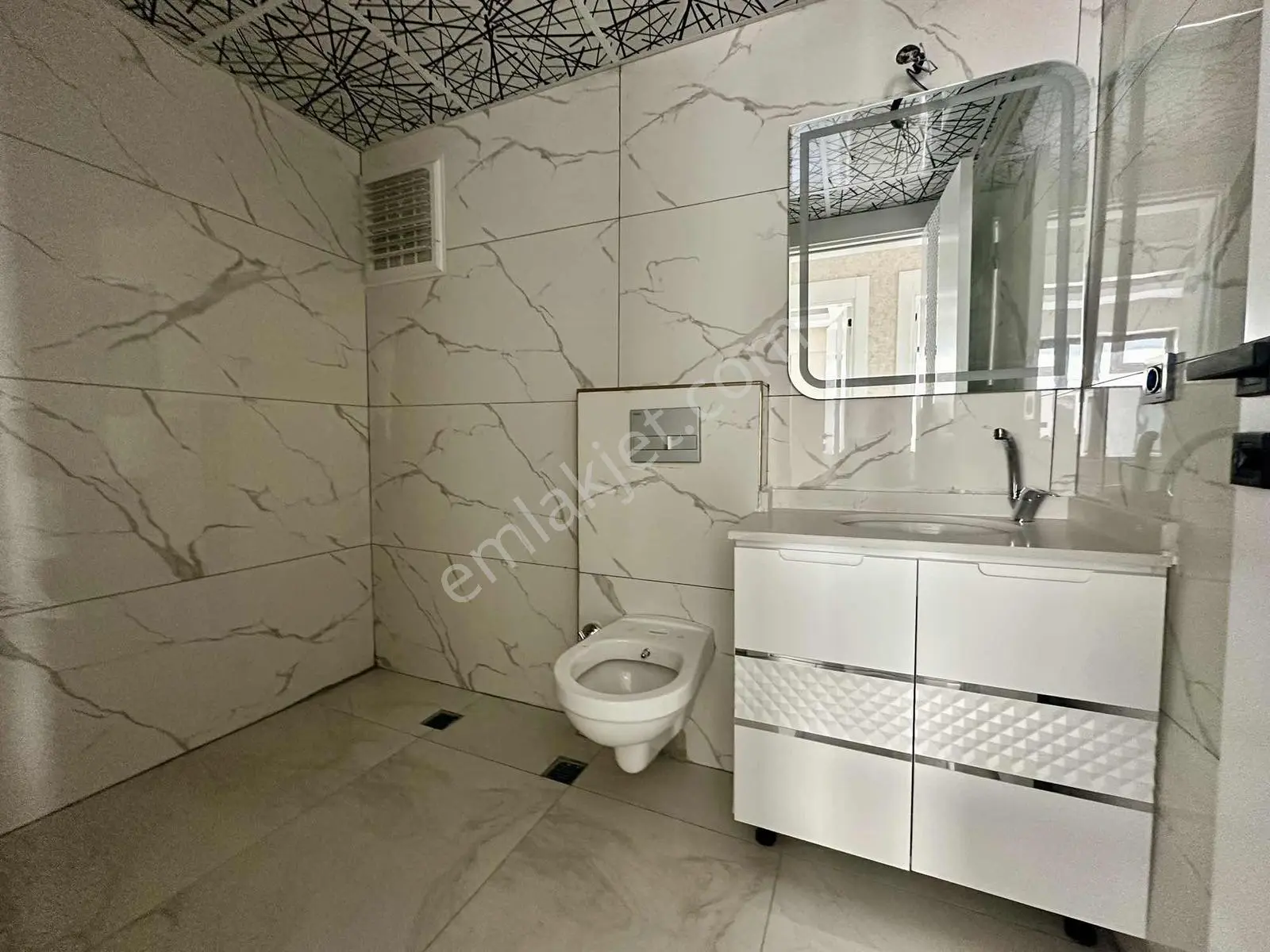Kareden Sacırda Panoramik Şehir Mazaralı Sıfır 2+1 Daireler — fotoğraf 27