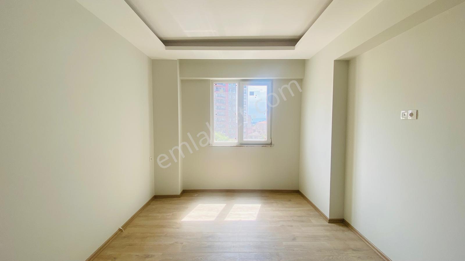 Tuzla Aydıntepe'de Satış Ofisinden Site İçi İskanı Alınmış 2+1 — fotoğraf 11