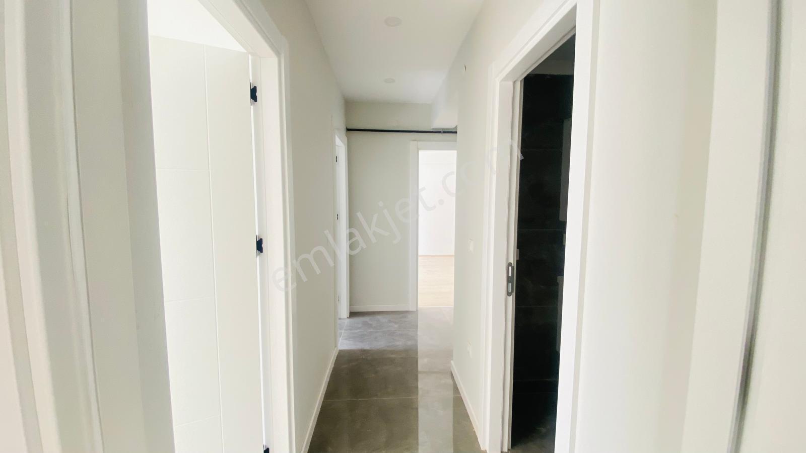 Tuzla Aydıntepe'de Satış Ofisinden Site İçi İskanı Alınmış 2+1 — fotoğraf 17