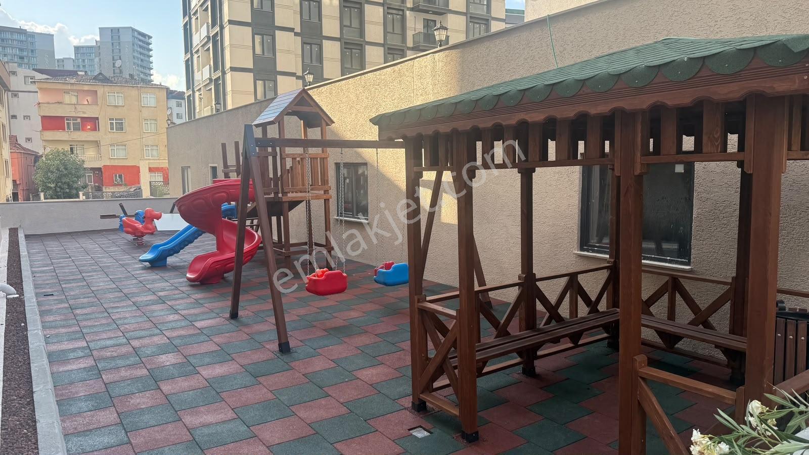 Tuzla Aydıntepe'de Satış Ofisinden Site İçi İskanı Alınmış 2+1 — fotoğraf 32