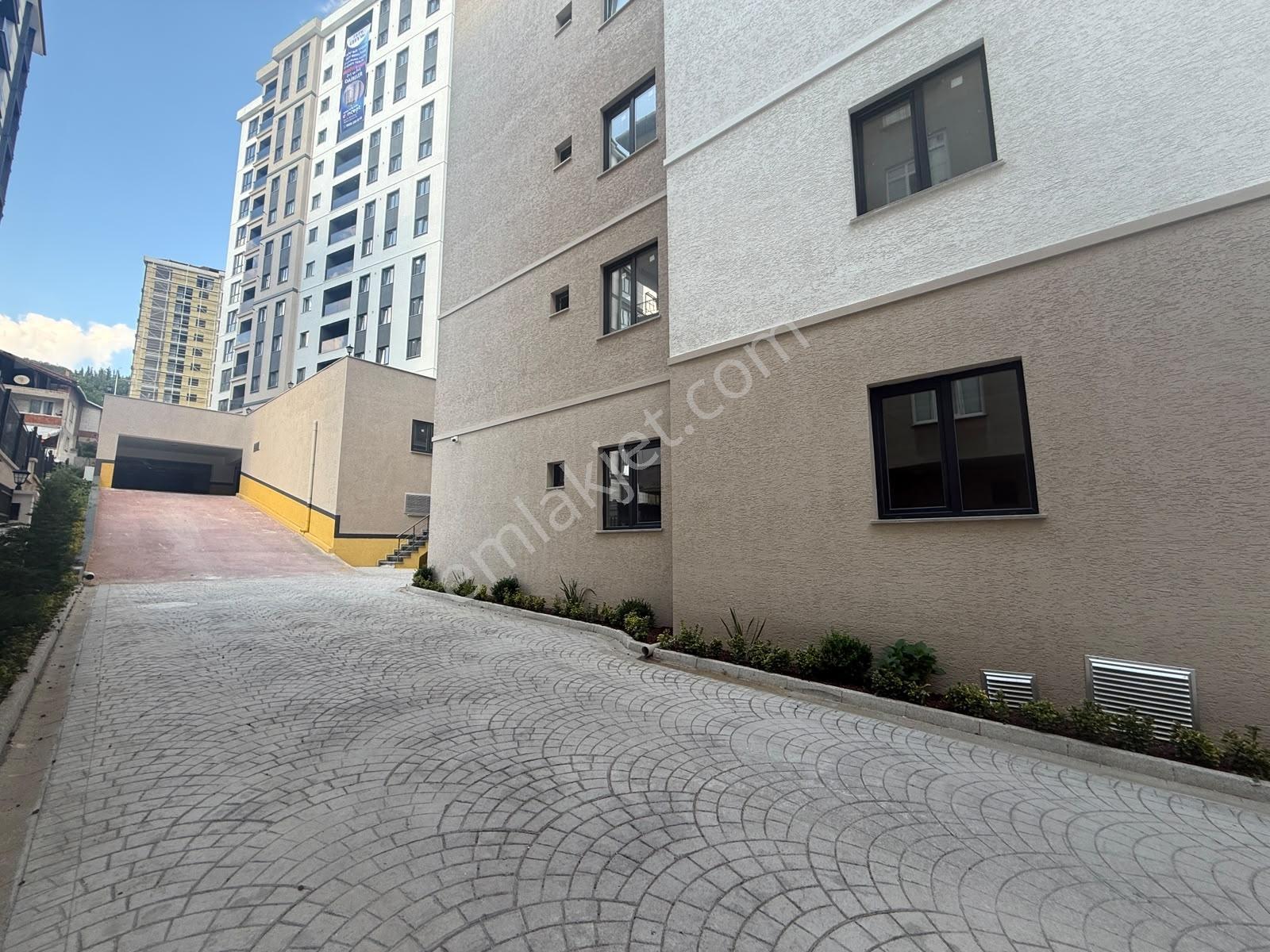 Tuzla Aydıntepe'de Satış Ofisinden Site İçi İskanı Alınmış 2+1 — fotoğraf 42
