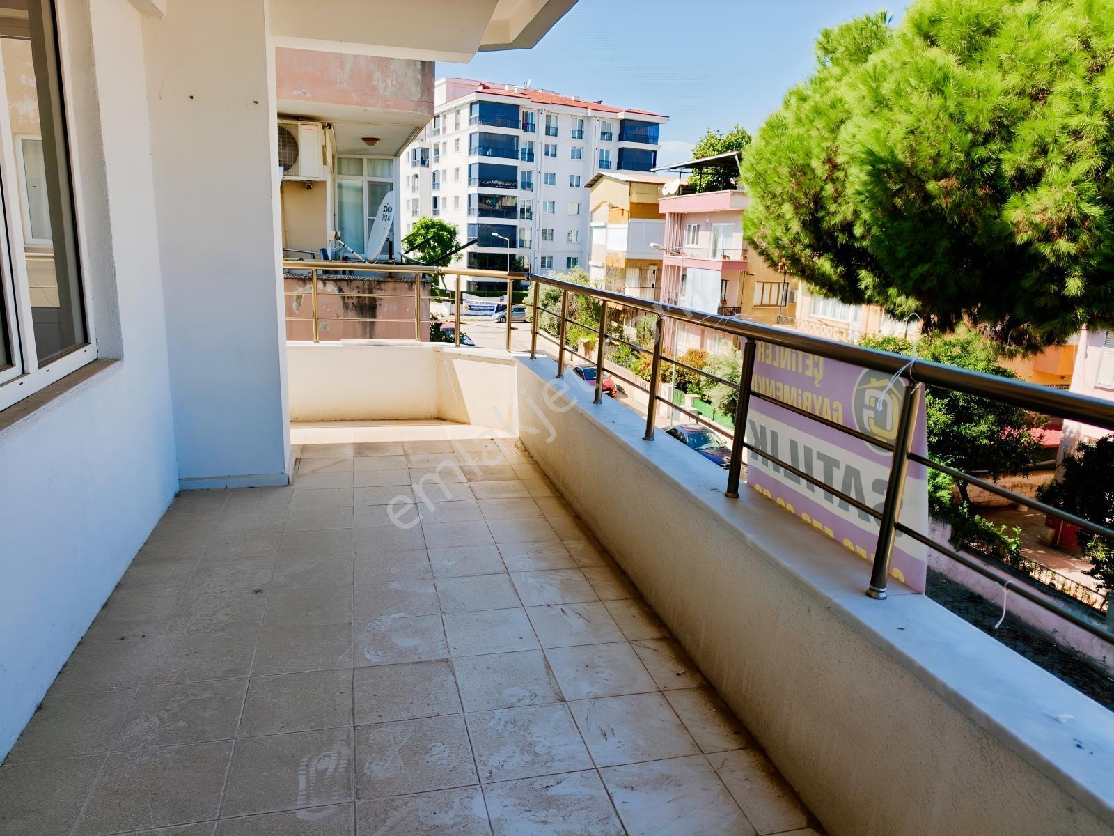 Zaferde 4+1 Satılık Daire — fotoğraf 11