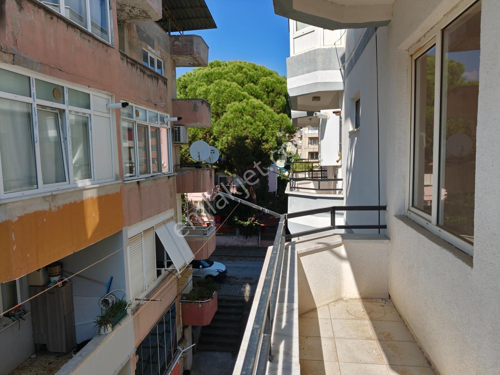 Zaferde 4+1 Satılık Daire — fotoğraf 19