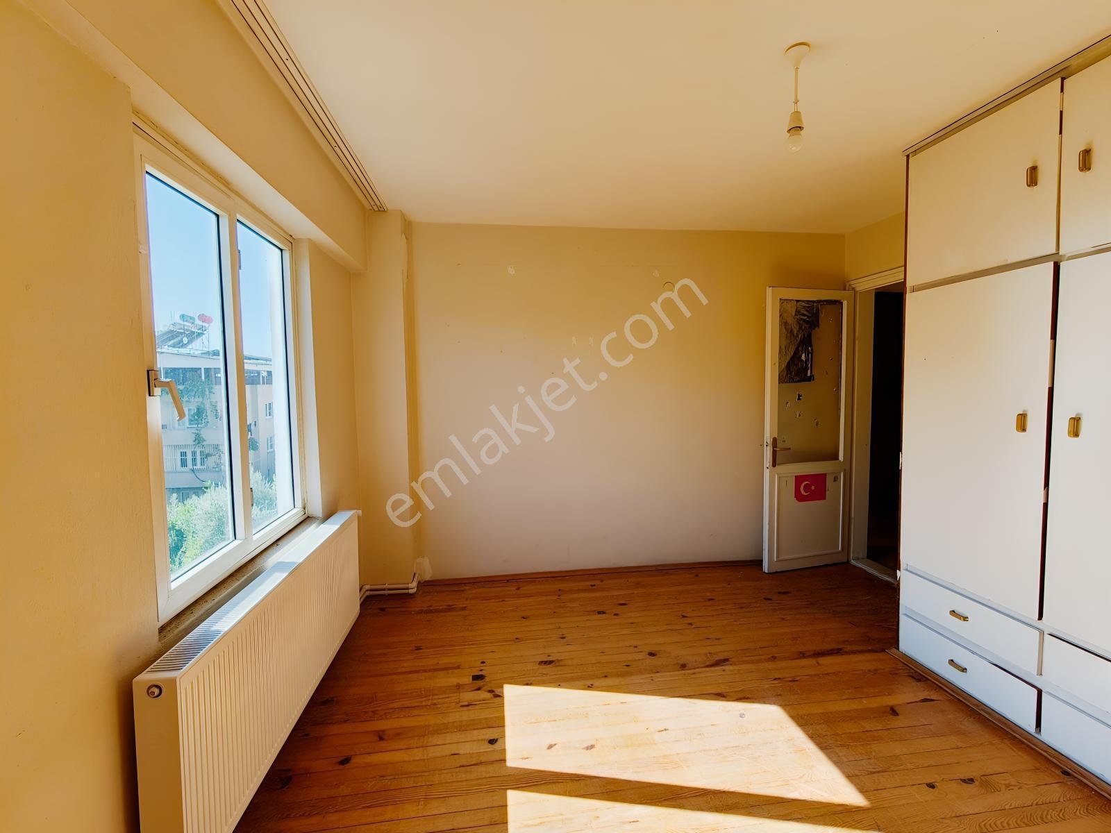 Zaferde 4+1 Satılık Daire — fotoğraf 29