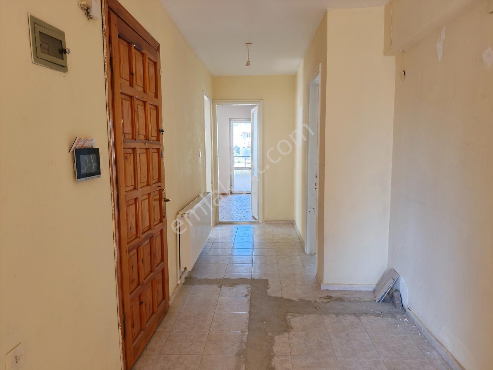 Zaferde 4+1 Satılık Daire — fotoğraf 31