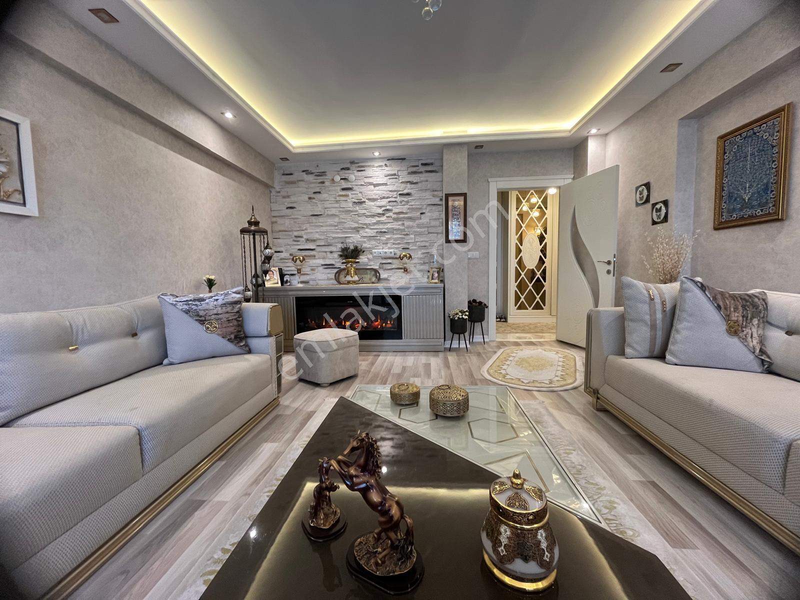 Keçiören'de Site İçerisinde Full+full Yapılı Masrafsız Daire — fotoğraf 4