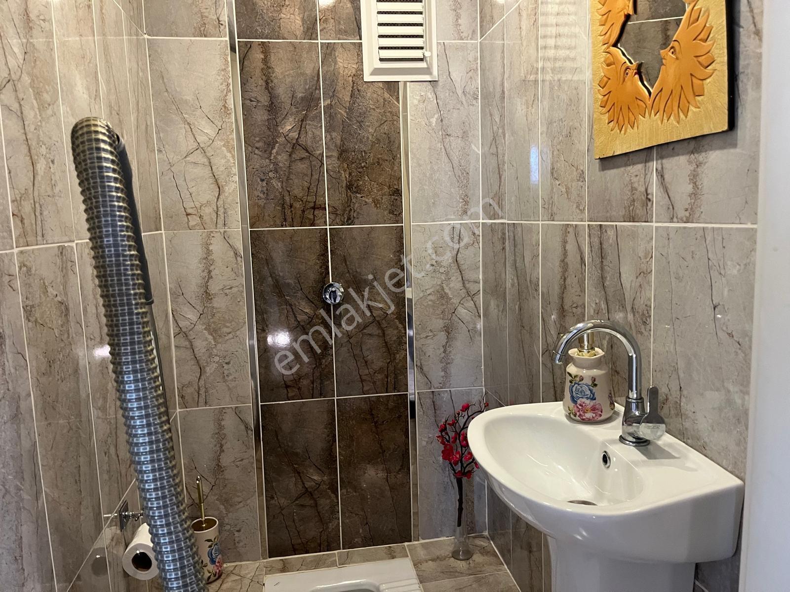 Keçiören'de Site İçerisinde Full+full Yapılı Masrafsız Daire — fotoğraf 24