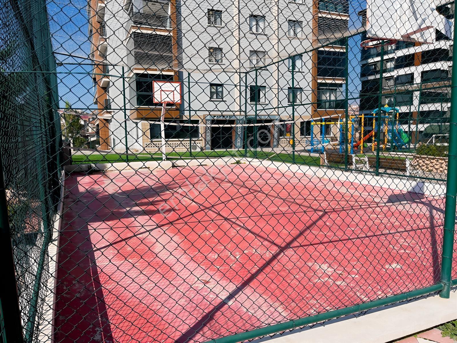 Keçiören'de Site İçerisinde Full+full Yapılı Masrafsız Daire — fotoğraf 33