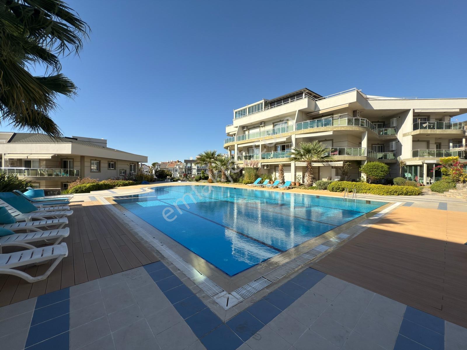 Satılık Kuşadası Lena Park Residence 1+1 Deniz Manzaralı... — fotoğraf 2
