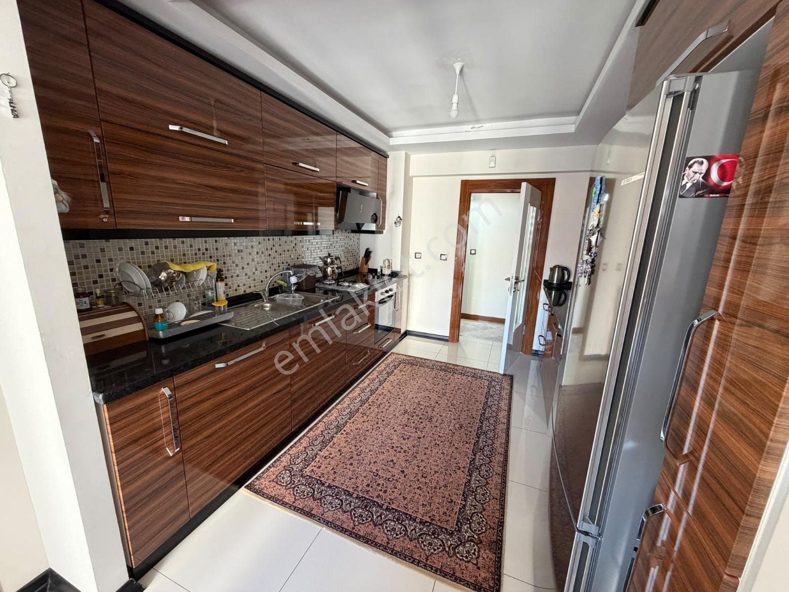 Cengizhan'da Site'de Full+full Teras Balkonlu Çift Asansör Daire — fotoğraf 3