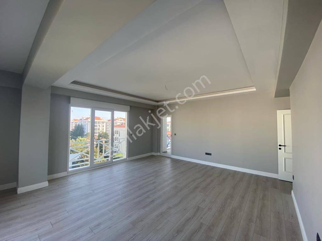 'concept Gayrimenkul' -satış Ofisinden - Satılık 4+2 Dubleks — fotoğraf 3