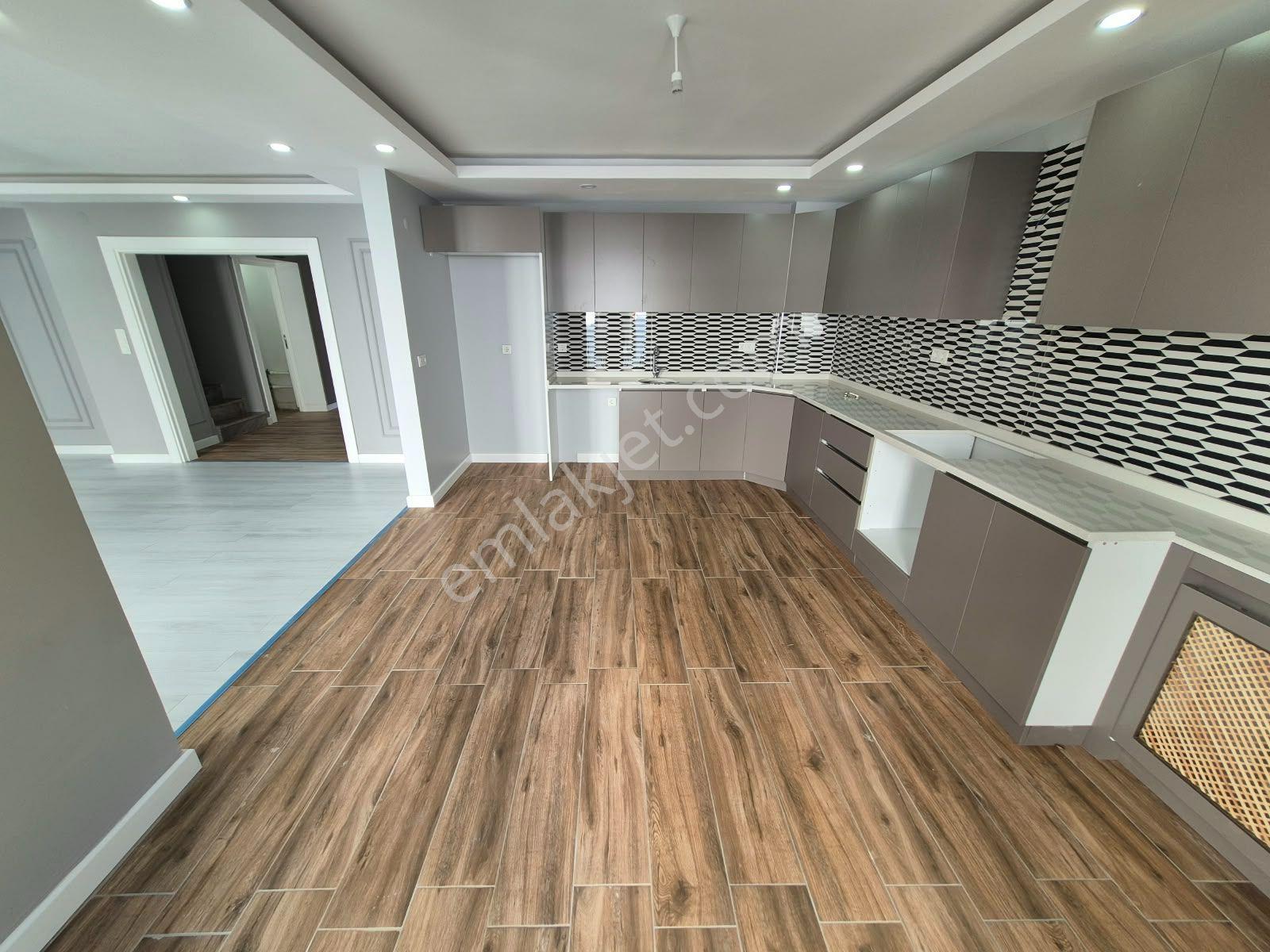 Delux'den Paşa Sahılıne Cephe Ultralux 5+1 Dublex Daire — fotoğraf 9