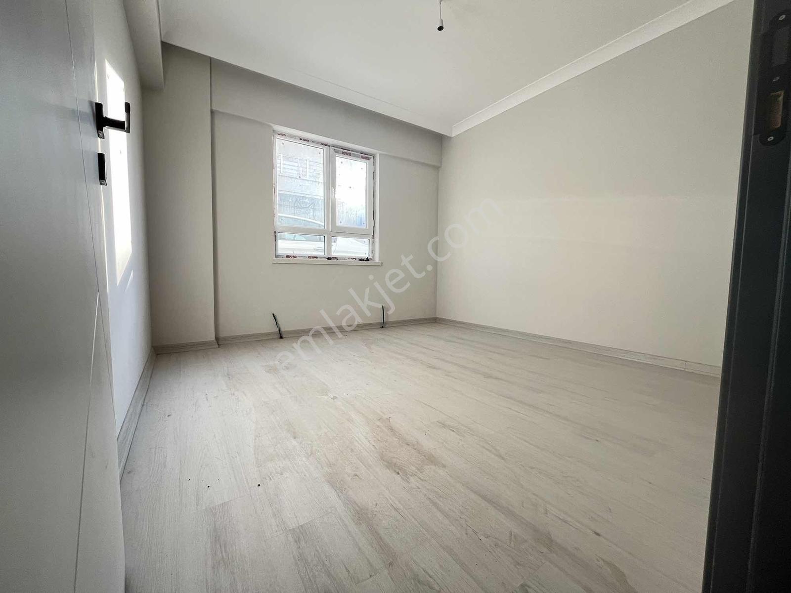 2+1 90 M2 Giriş Kat Balkonlu Geniş Ferah Sıfır Fırsat Daire !! — fotoğraf 26
