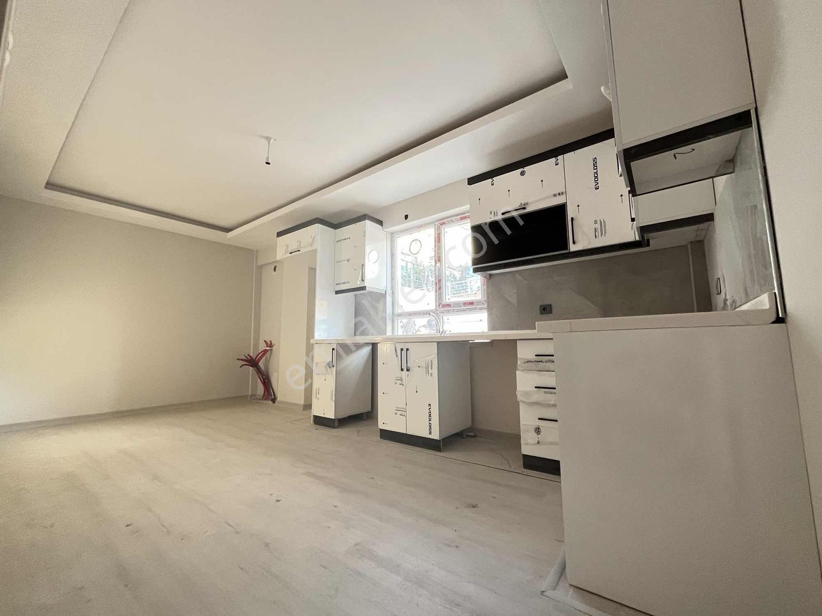 2+1 90 M2 Giriş Kat Balkonlu Geniş Ferah Sıfır Fırsat Daire !! — fotoğraf 34