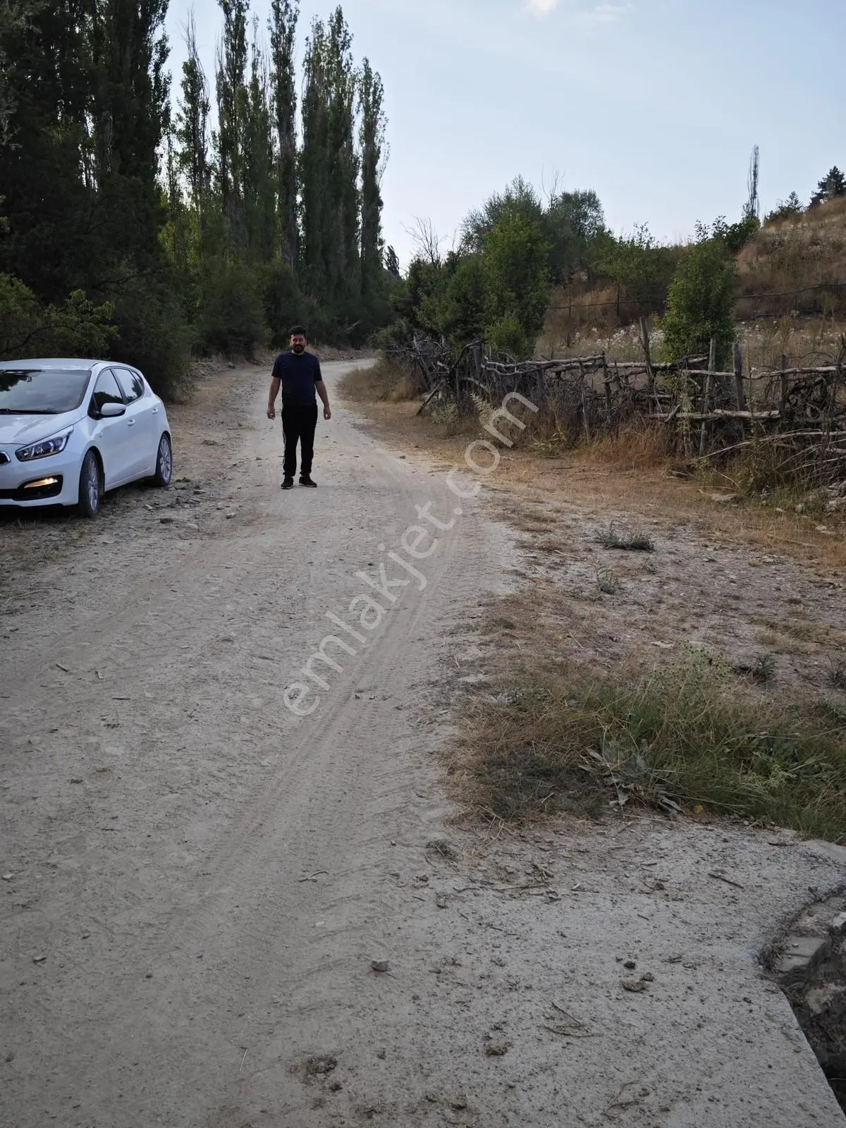 3en Gayrimenkul Kütahya Emet'te Tek Hisse 1398m2 Satılık — fotoğraf 2