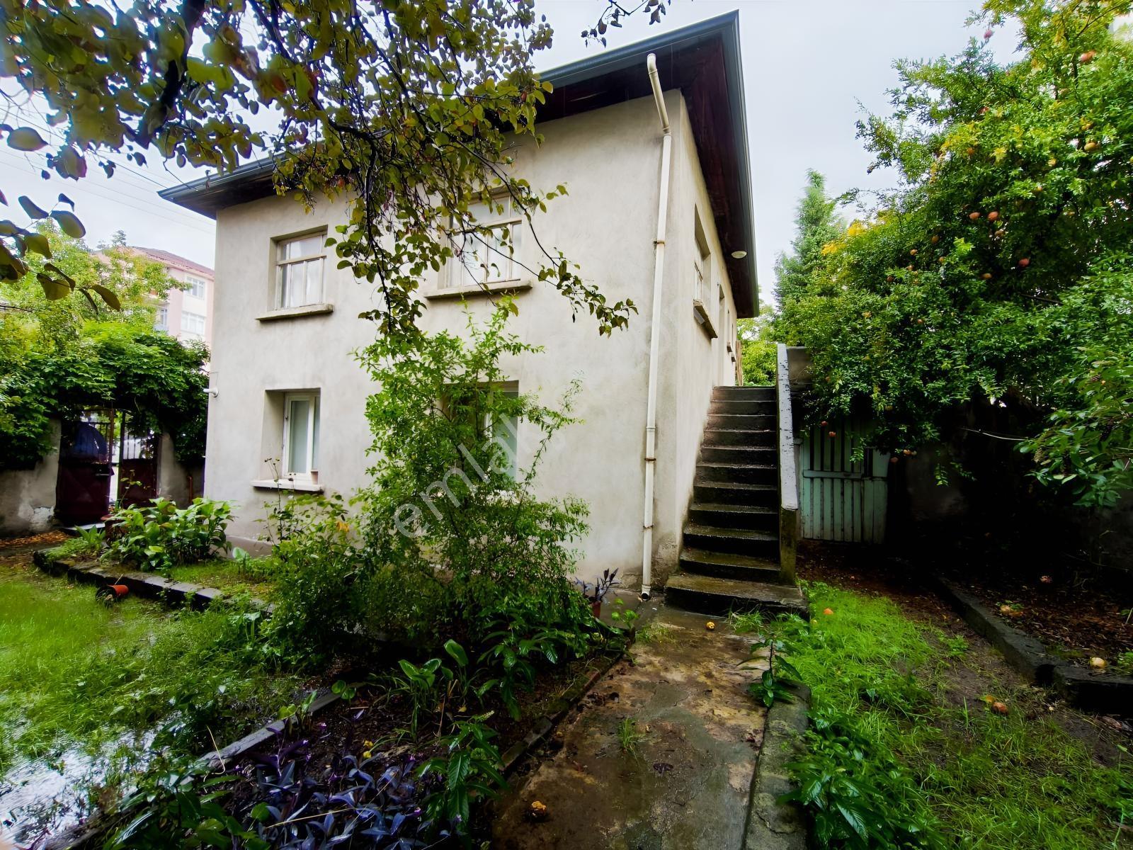 Derince Limana Çok Yakın | 215 M² | 5 Kat İmarlı | Satılık Arsa — fotoğraf 11