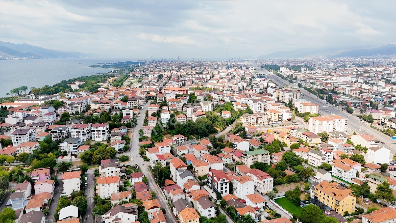 Derince Limana Çok Yakın | 215 M² | 5 Kat İmarlı | Satılık Arsa — fotoğraf 19
