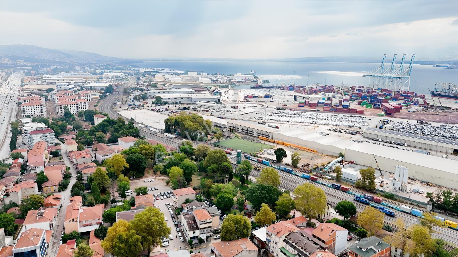 Derince Limana Çok Yakın | 215 M² | 5 Kat İmarlı | Satılık Arsa — fotoğraf 25