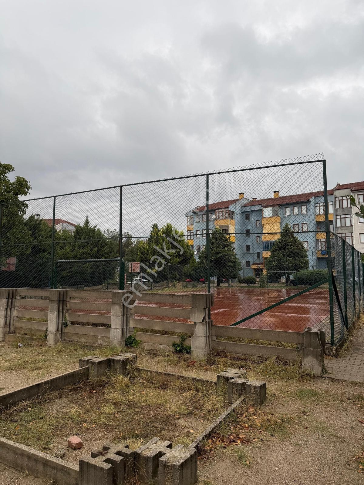 Alanyurt Esentepe Mahallesinde Site İçi Satılık 3+1 Arakat Daire — fotoğraf 22