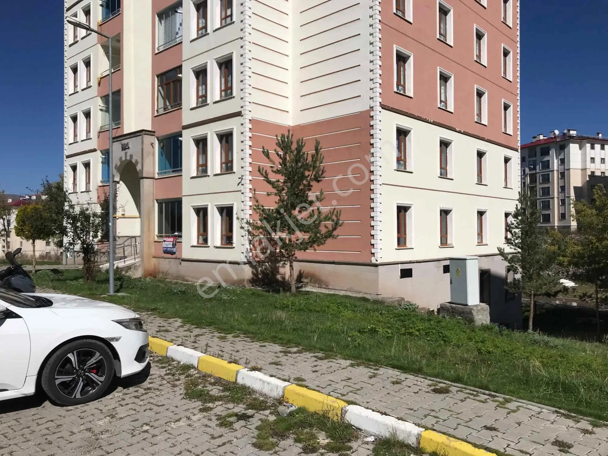 Ardahan Merkez’de Site İçinde 2+1 | 85 M² Net | Balkonlu | Krediye Uygun — fotoğraf 11