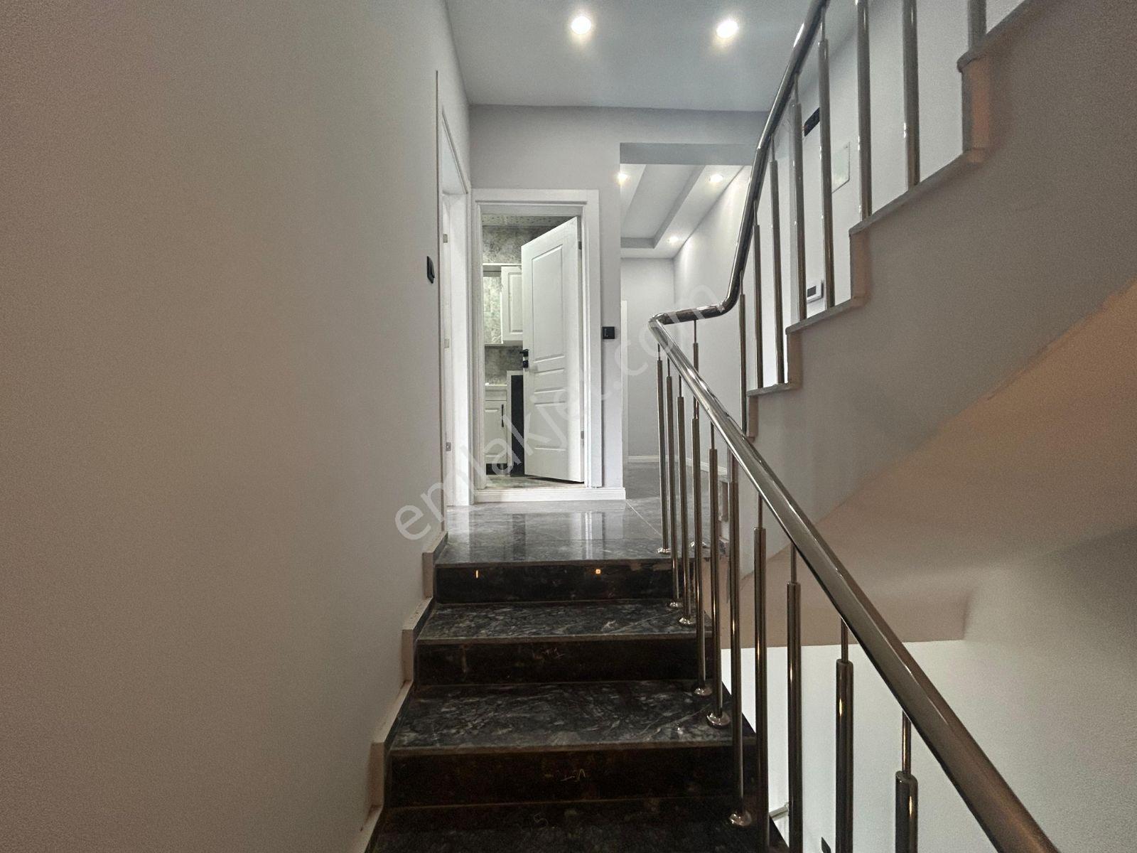 Turpa Lotus'tan Ayrancılar Merkez'de 4+1 Satılık Tripleks Villa — fotoğraf 14