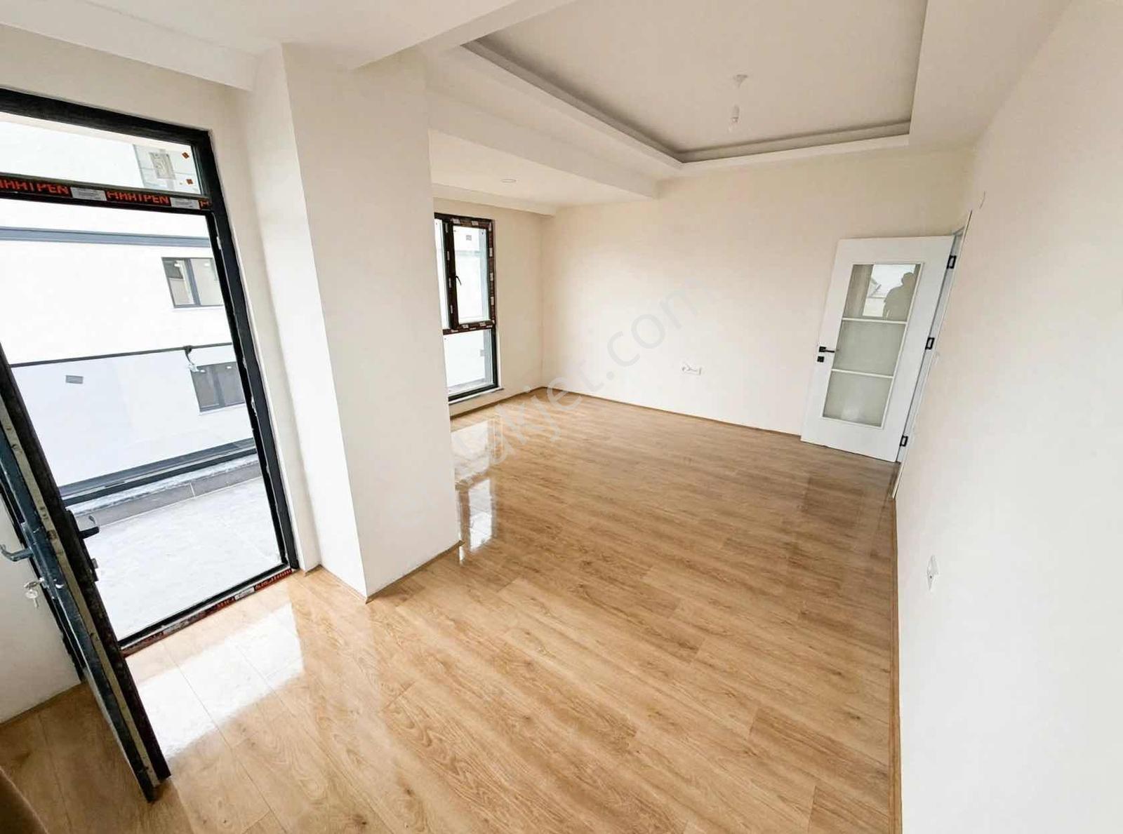 Orhangazide Krediye Uygun Site İçerisinde Satılık Lüks 2+1 — fotoğraf 3