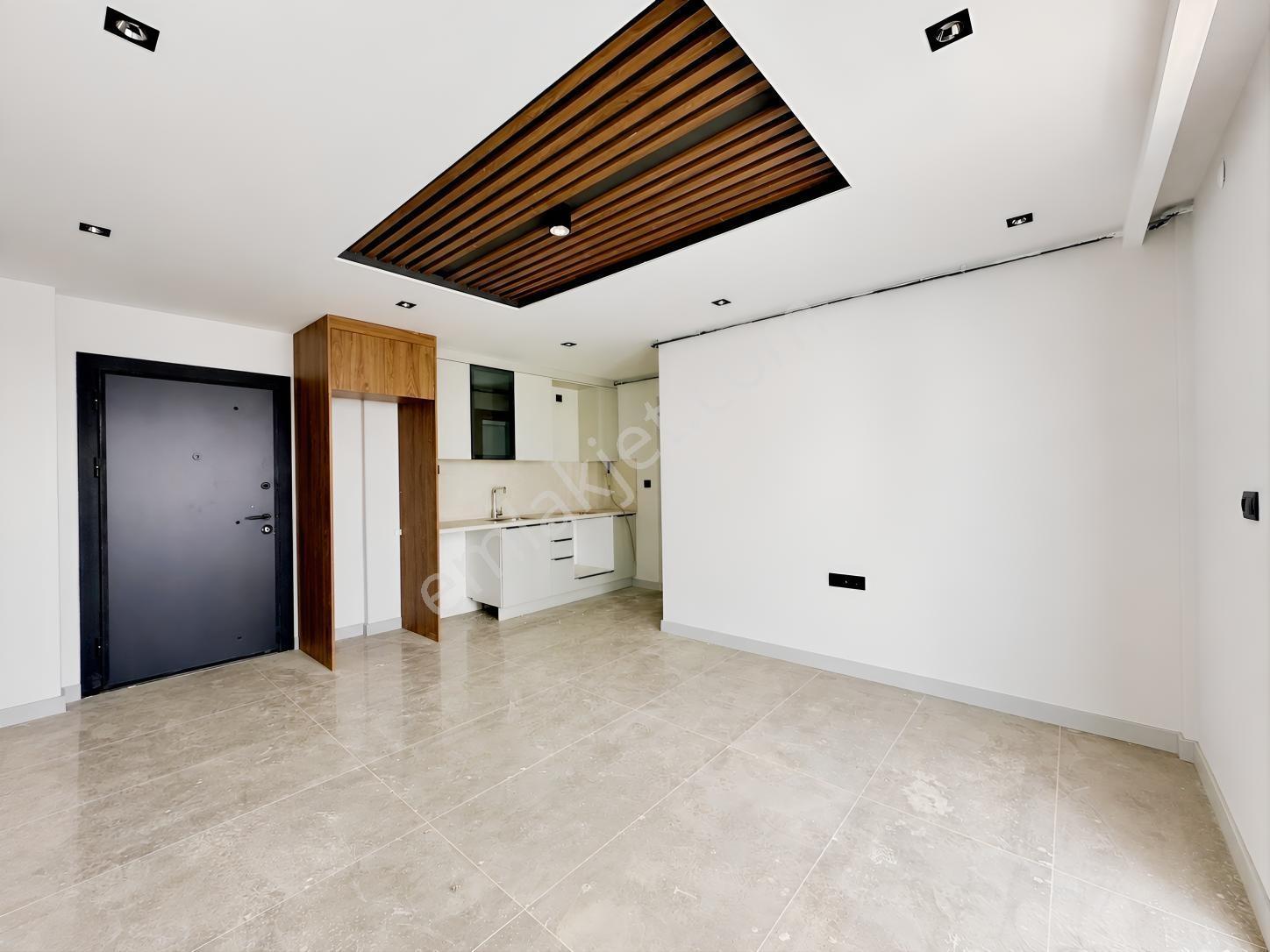 Paşaalanı Mahallesi Ana Cadde Üzerinde Lüks 1+1 Satılık Daire — fotoğraf 3