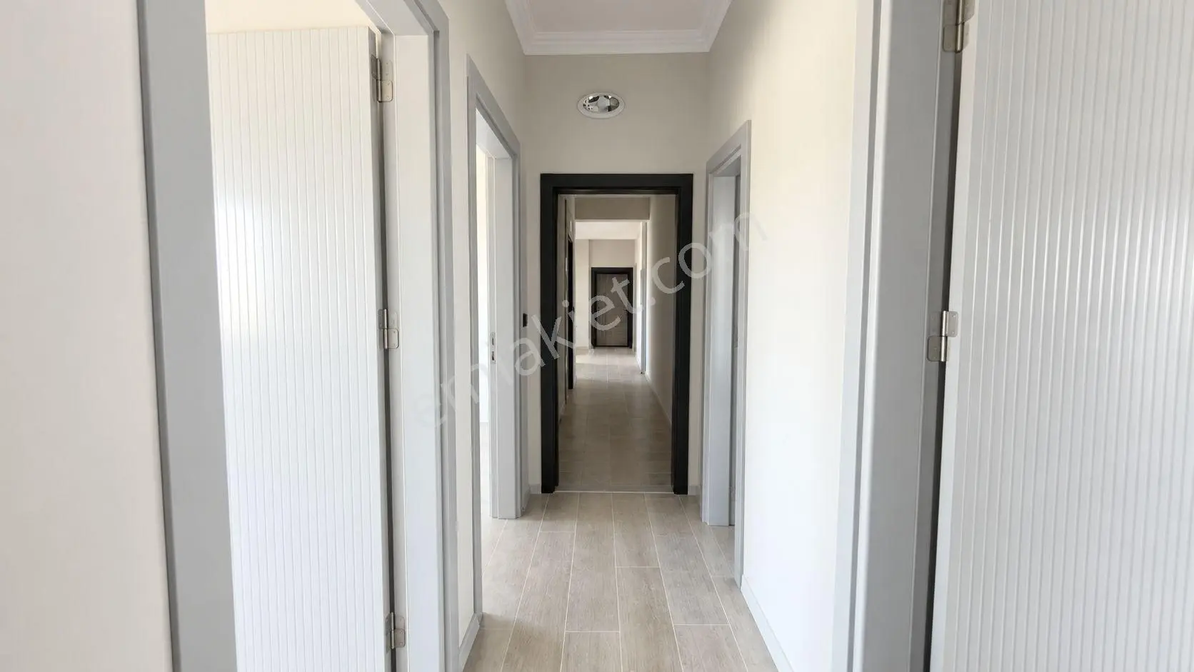 Kuşadası Şehir Merkezinde Deniz Manzaralı 2+1 Daire — fotoğraf 11