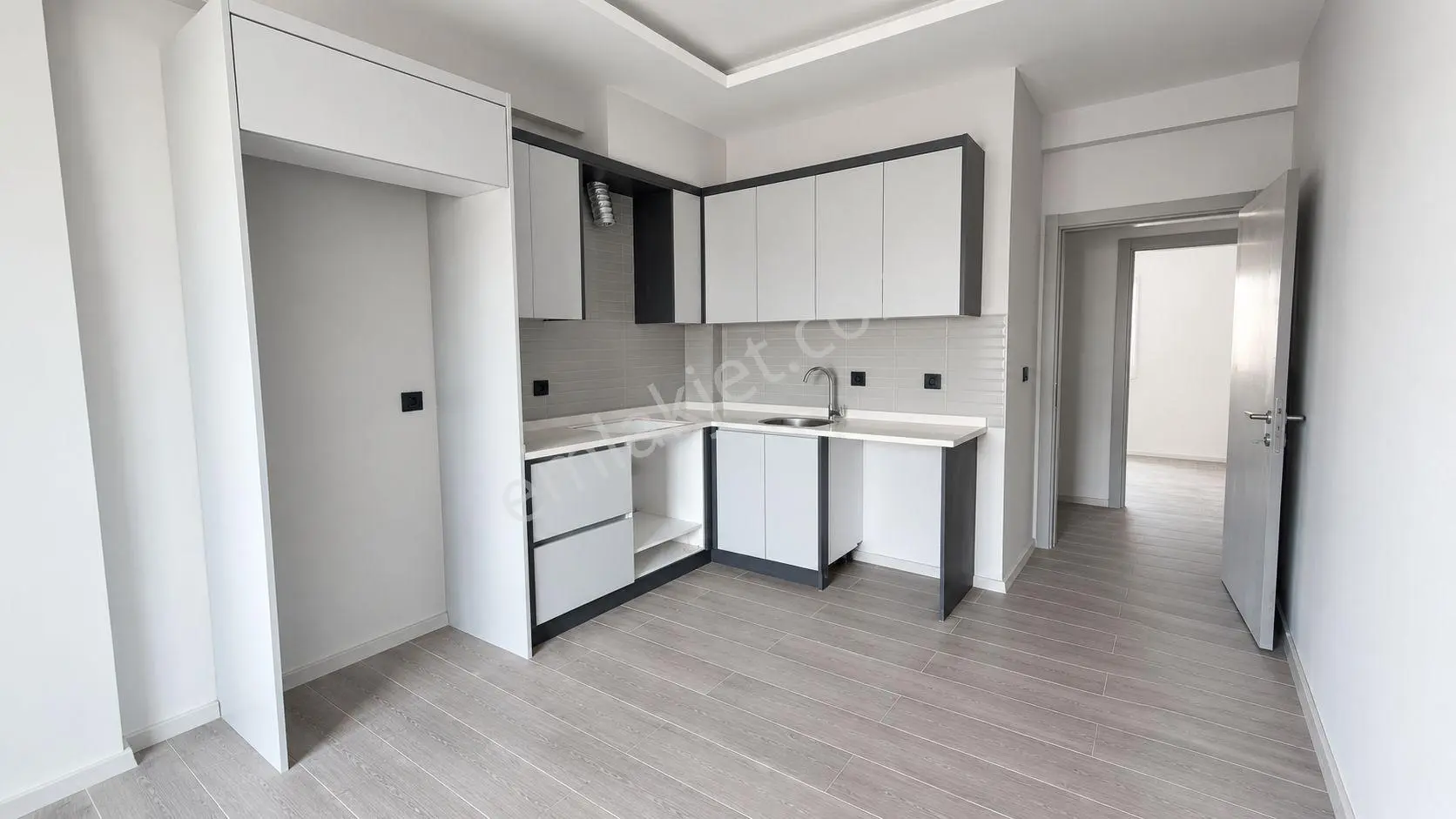 Kuşadası Şehir Merkezinde Deniz Manzaralı 2+1 Daire — fotoğraf 15