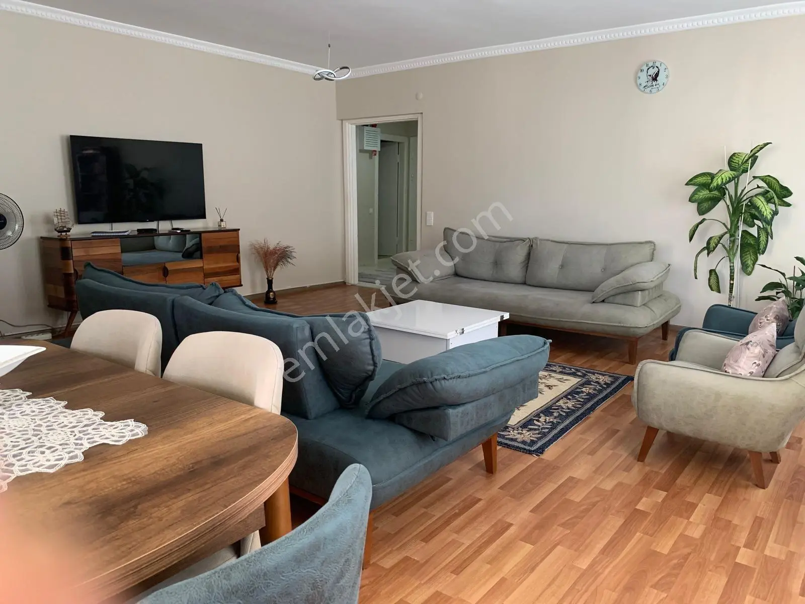 Beylikdüzü Yeşil Vadi Konutlar Satılık 3+1 Ebeveyn Banyolu Daire — fotoğraf 4