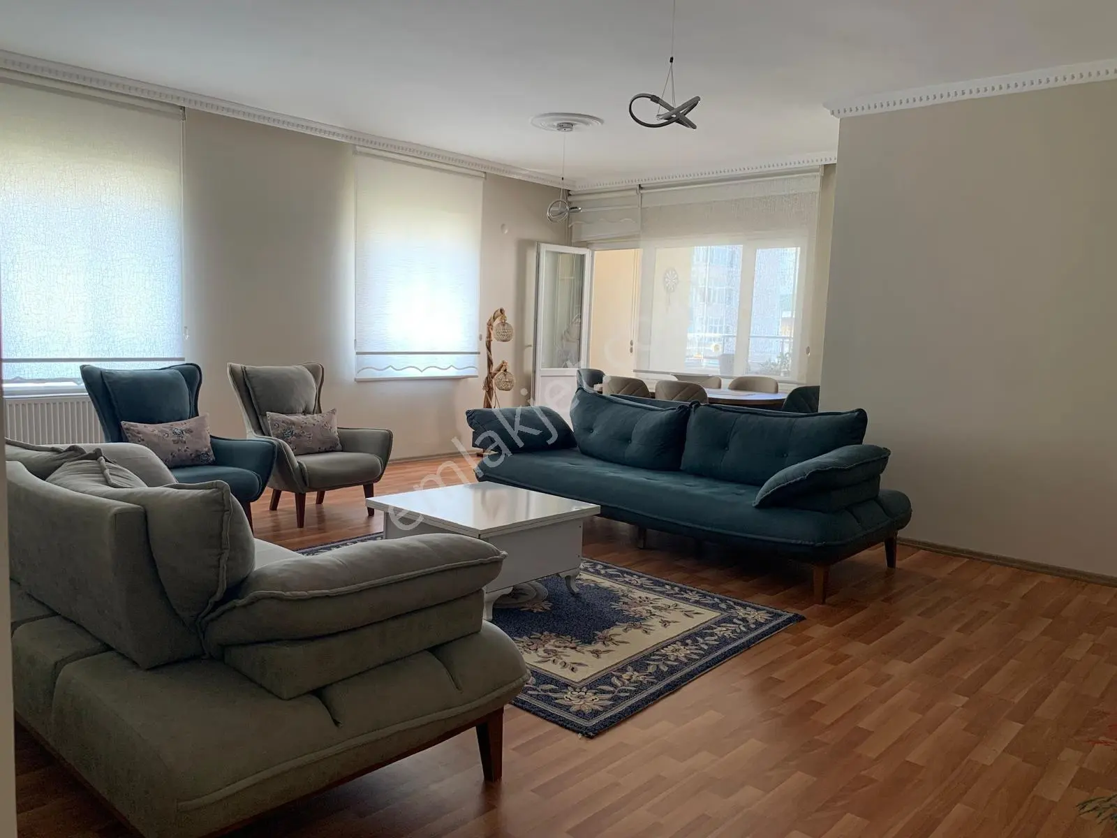 Beylikdüzü Yeşil Vadi Konutlar Satılık 3+1 Ebeveyn Banyolu Daire — fotoğraf 5