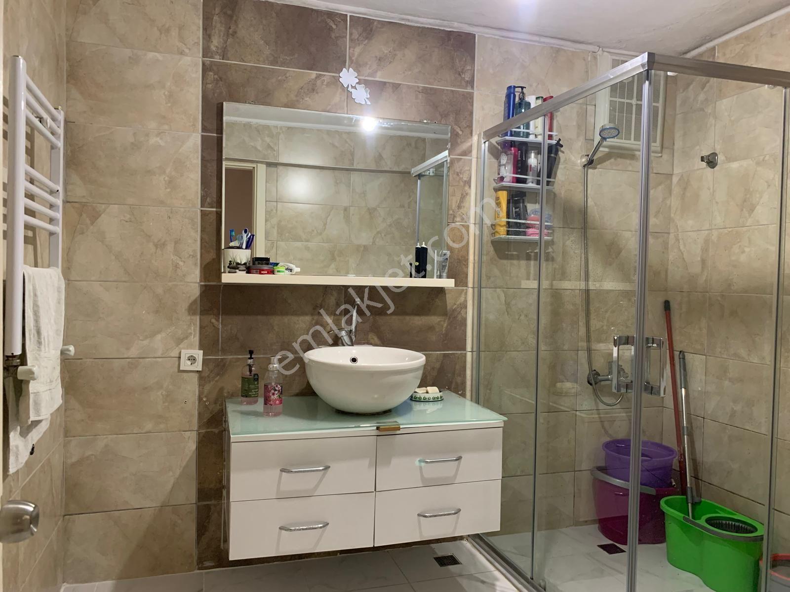 Beylikdüzü Yeşil Vadi Konutlar Satılık 3+1 Ebeveyn Banyolu Daire — fotoğraf 6