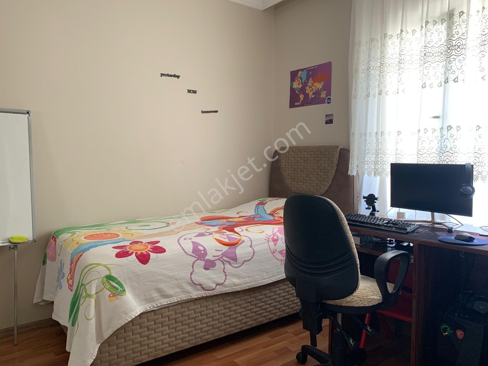 Beylikdüzü Yeşil Vadi Konutlar Satılık 3+1 Ebeveyn Banyolu Daire — fotoğraf 7