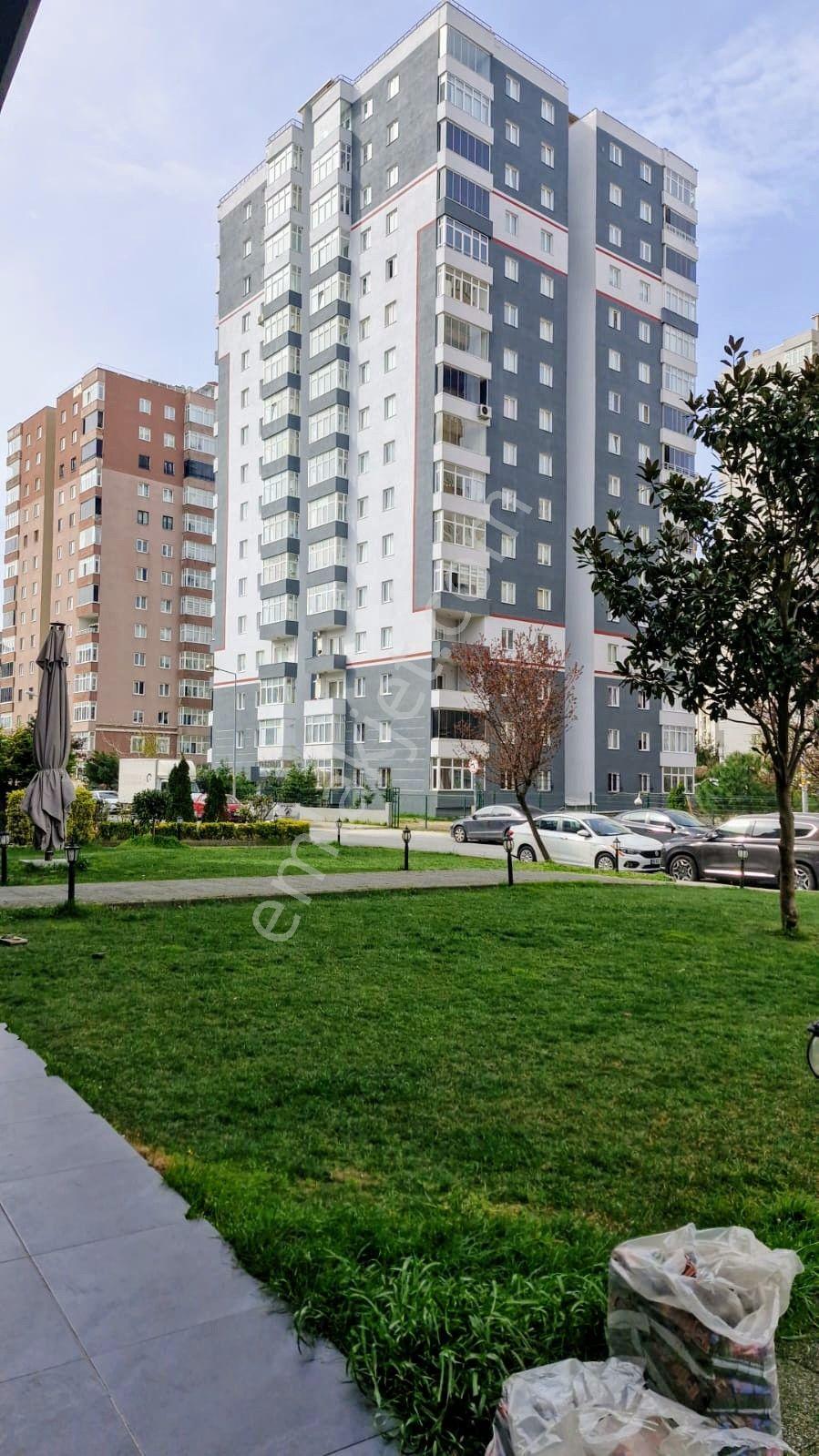 Beylikdüzü Yeşil Vadi Konutlar Satılık 3+1 Ebeveyn Banyolu Daire — fotoğraf 12