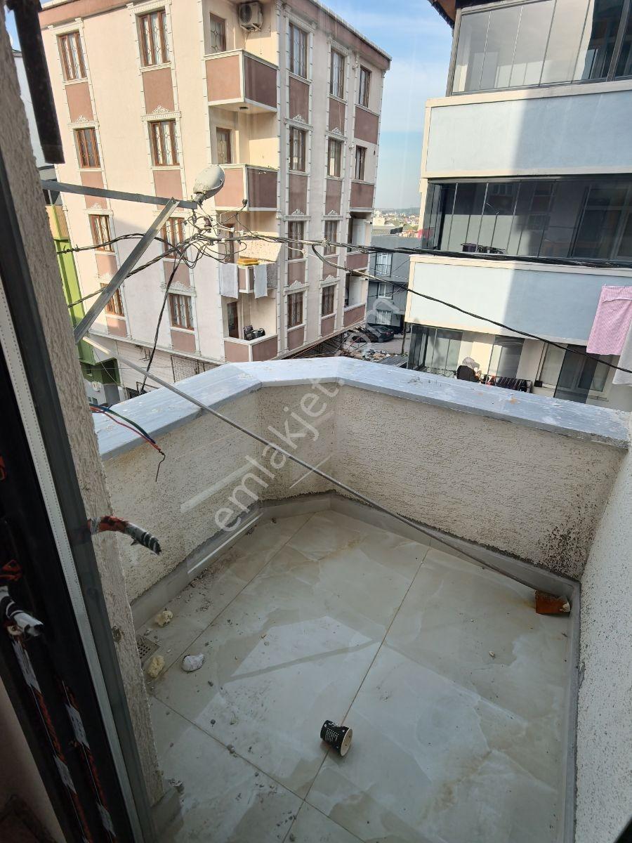 Has Evim Yapı Metroya 1 Km Ultralüx 90 Mt Arakat Katılım Uygun — fotoğraf 18