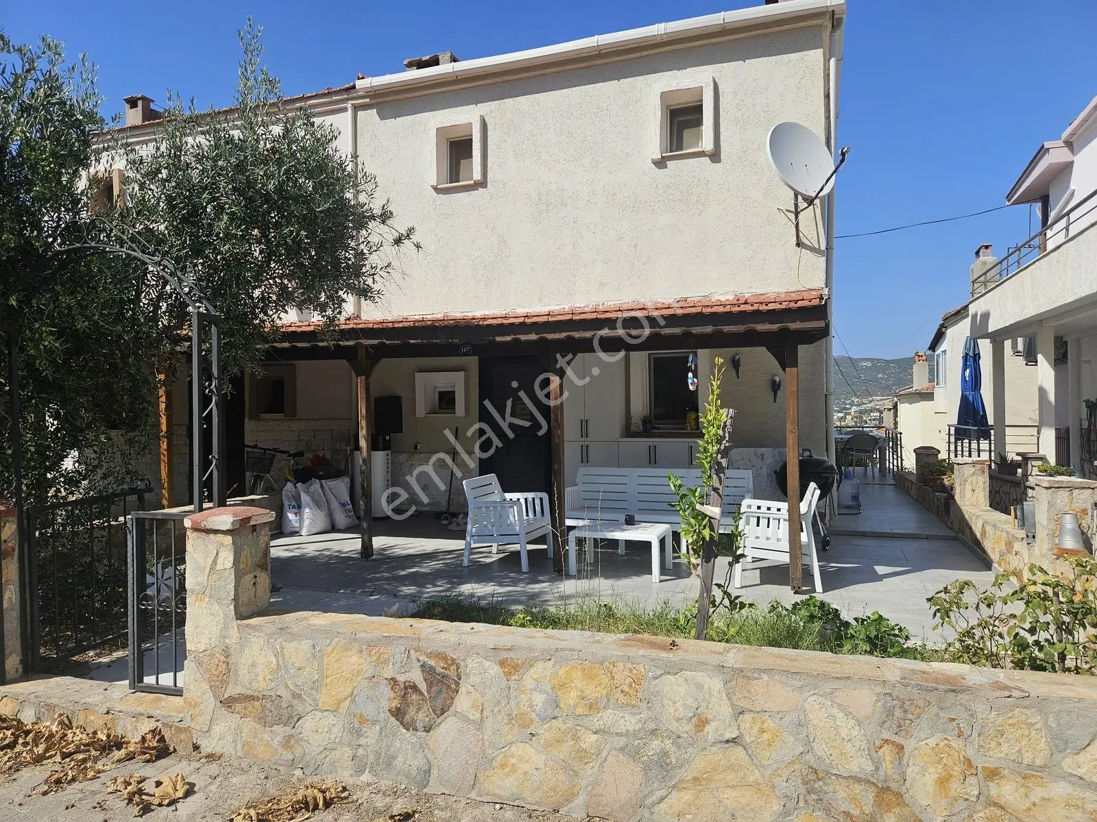 Eskı Foça Büyük Deniz Sitesinde 2+1 Bahçe Dubleksi Villa — fotoğraf 2