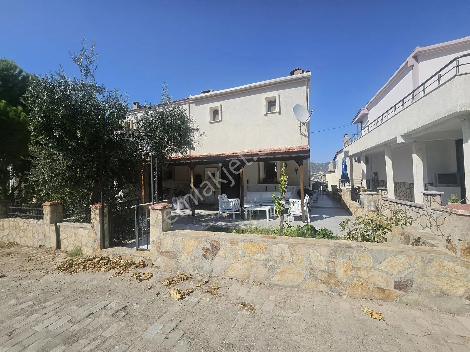 Eskı Foça Büyük Deniz Sitesinde 2+1 Bahçe Dubleksi Villa — fotoğraf 3