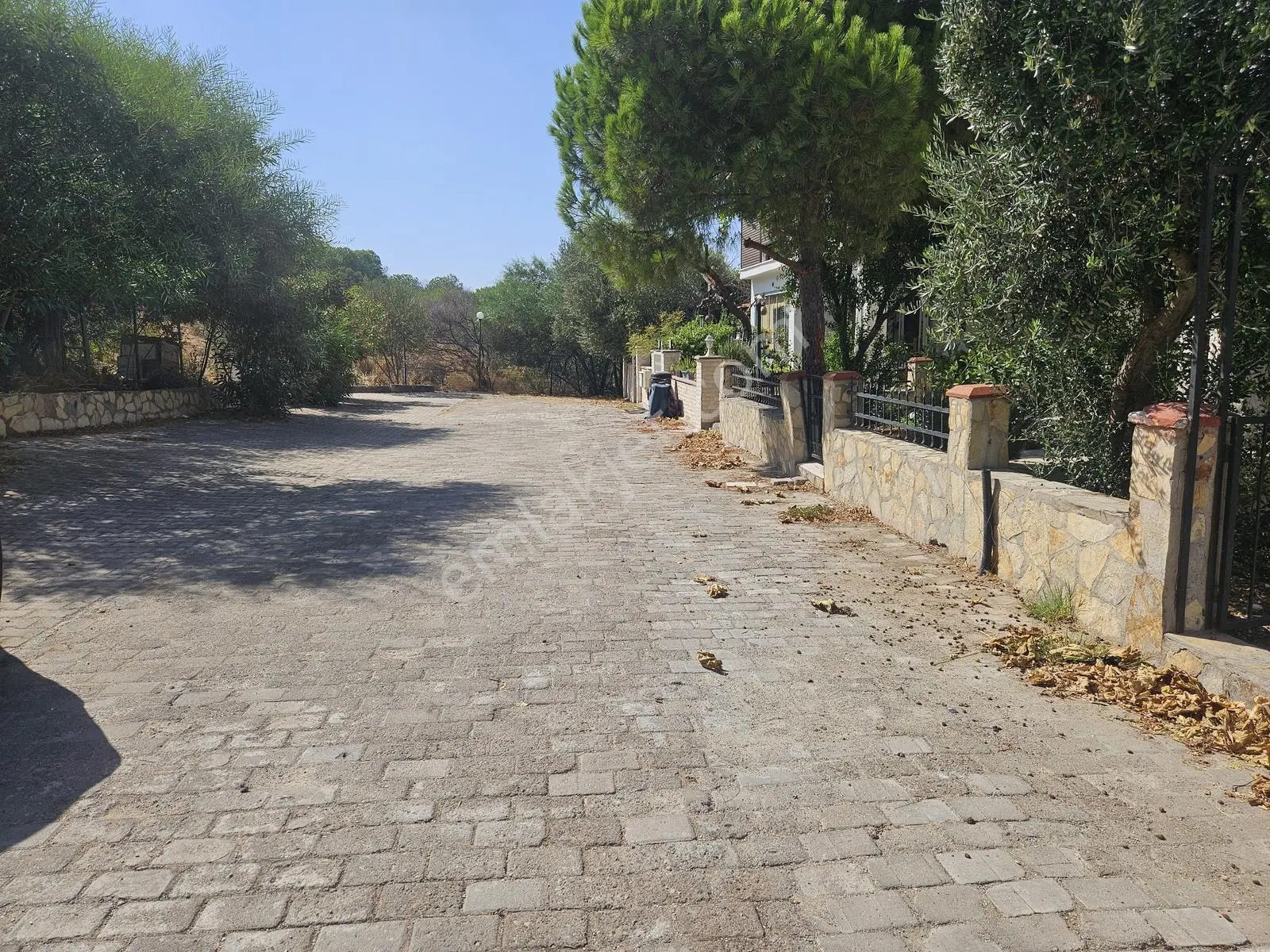 Eskı Foça Büyük Deniz Sitesinde 2+1 Bahçe Dubleksi Villa — fotoğraf 5