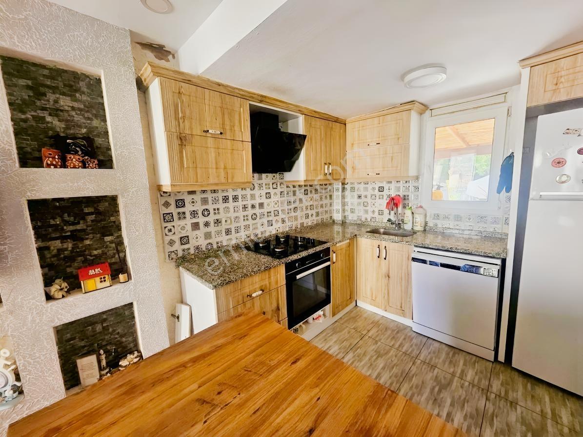 Eskı Foça Büyük Deniz Sitesinde 2+1 Bahçe Dubleksi Villa — fotoğraf 11