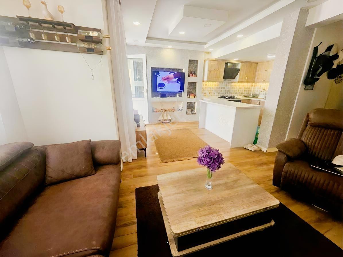 Eskı Foça Büyük Deniz Sitesinde 2+1 Bahçe Dubleksi Villa — fotoğraf 12