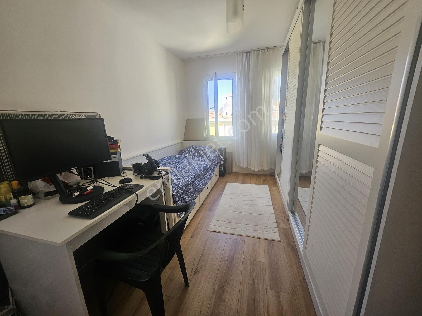 Eskı Foça Büyük Deniz Sitesinde 2+1 Bahçe Dubleksi Villa — fotoğraf 20