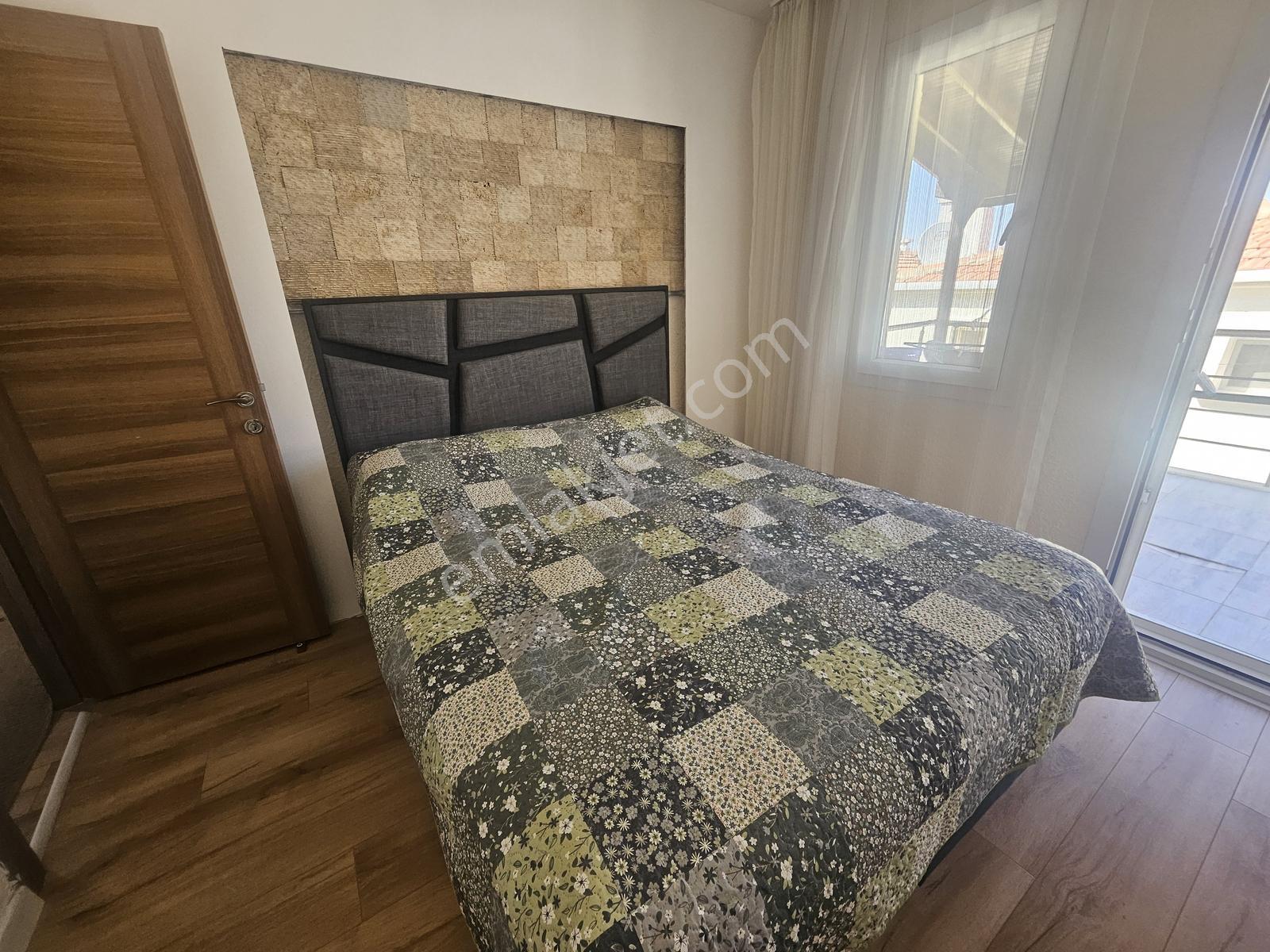 Eskı Foça Büyük Deniz Sitesinde 2+1 Bahçe Dubleksi Villa — fotoğraf 22