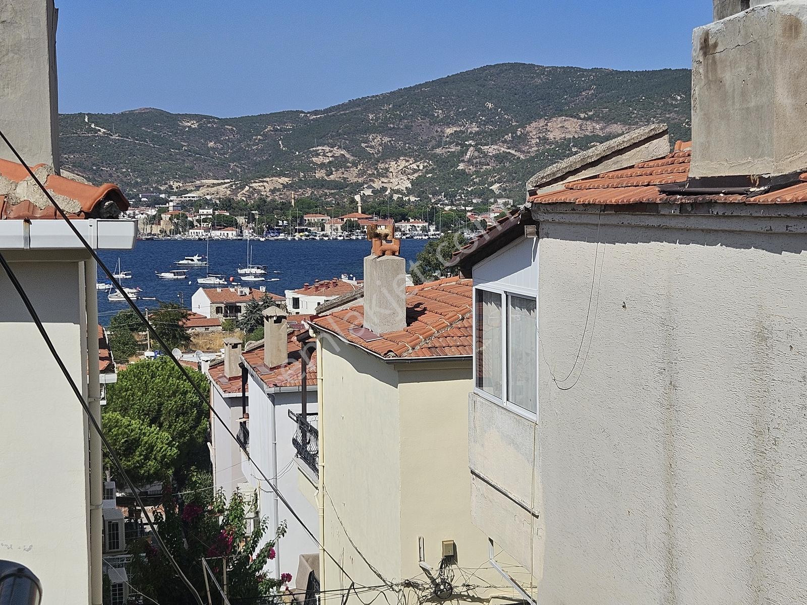 Eskı Foça Büyük Deniz Sitesinde 2+1 Bahçe Dubleksi Villa — fotoğraf 25