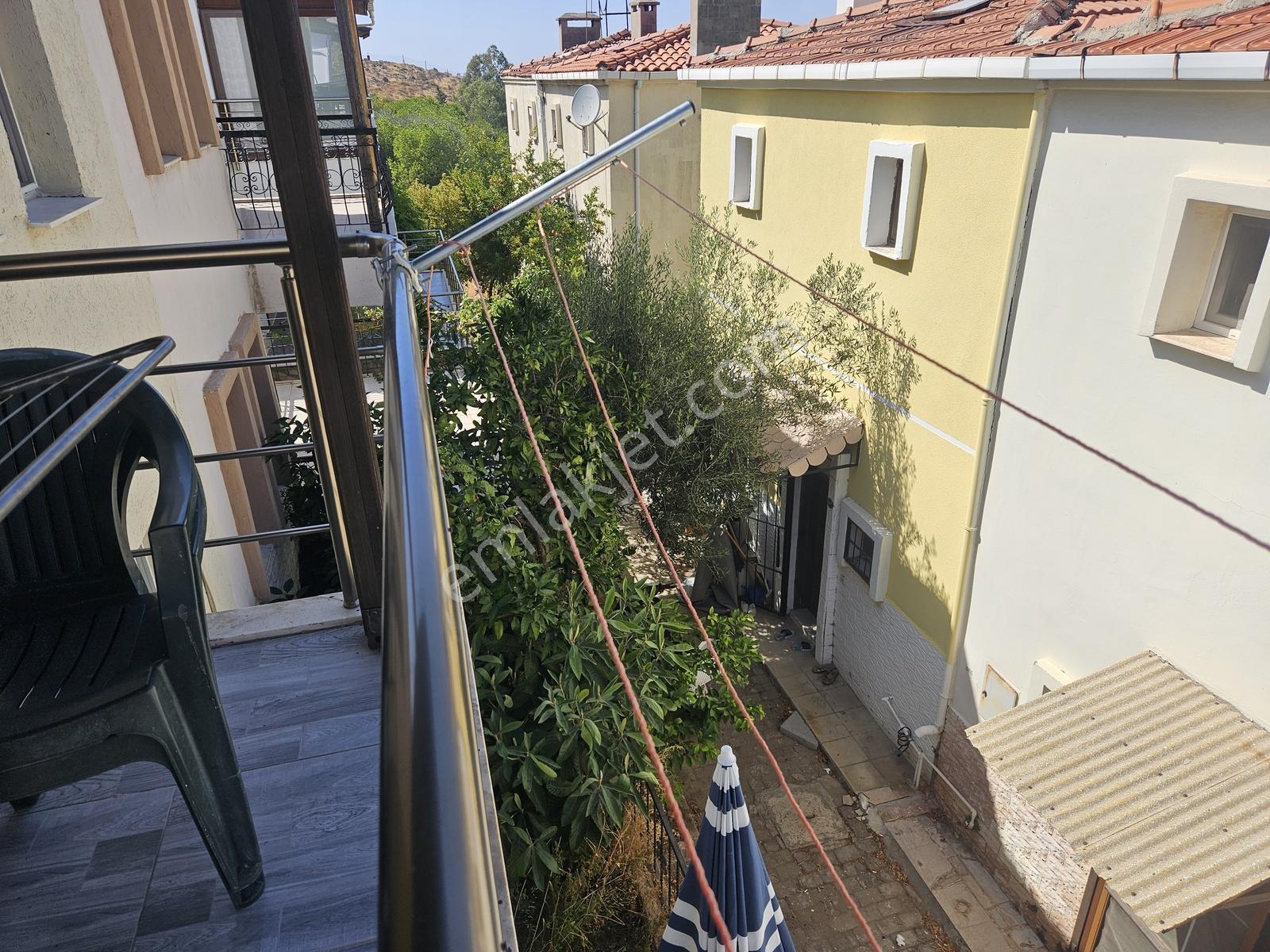 Eskı Foça Büyük Deniz Sitesinde 2+1 Bahçe Dubleksi Villa — fotoğraf 31