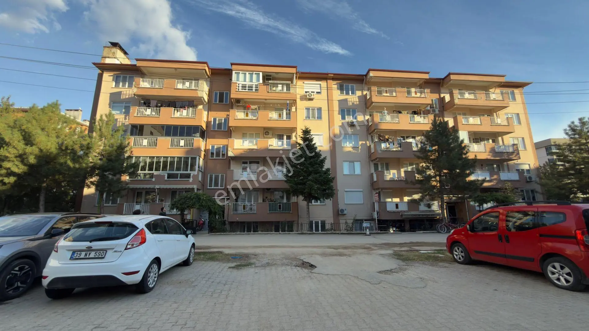 1. Murat Mahallesinde 3+1 Satılık Daire — fotoğraf 19