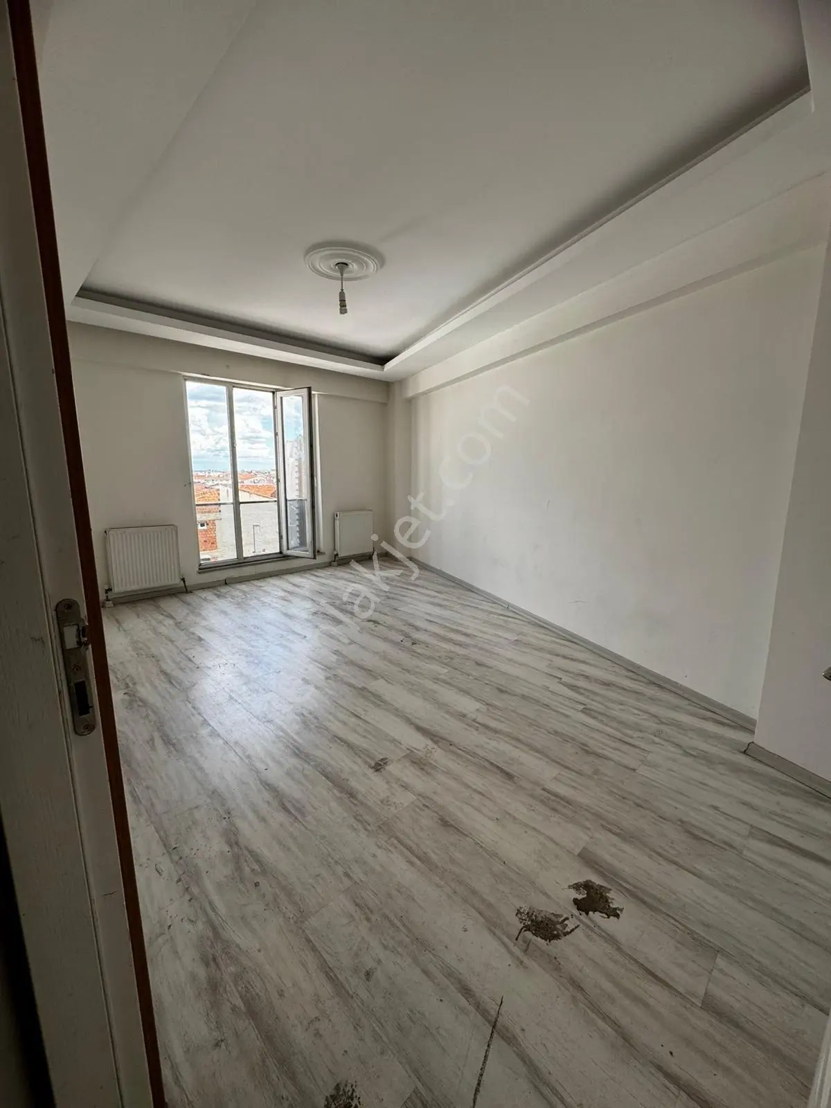 Arslanbeyden Çorlu Merkezde 2+1 8 Yıllık Acil Satılık Daire Fırsastı!!!!!!!
